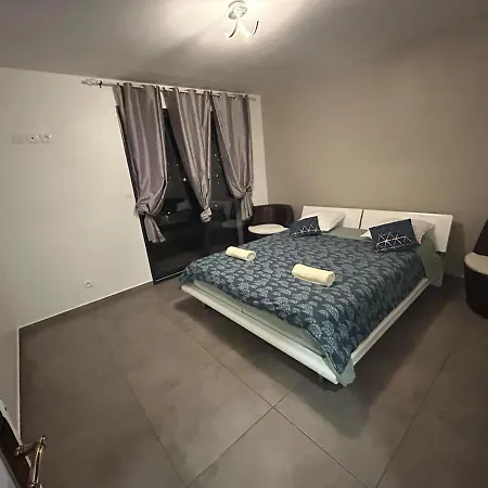 Belle Maison Dans Le Beaujolais